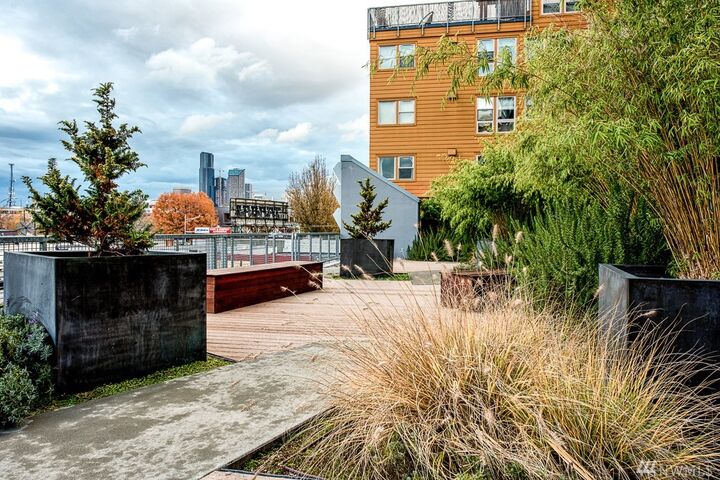 827 Hiawatha Place S 508  Seattle WA 98144 photo