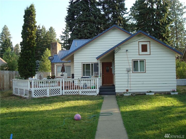 523 W 2nd St  Cle Elum WA 98922 photo
