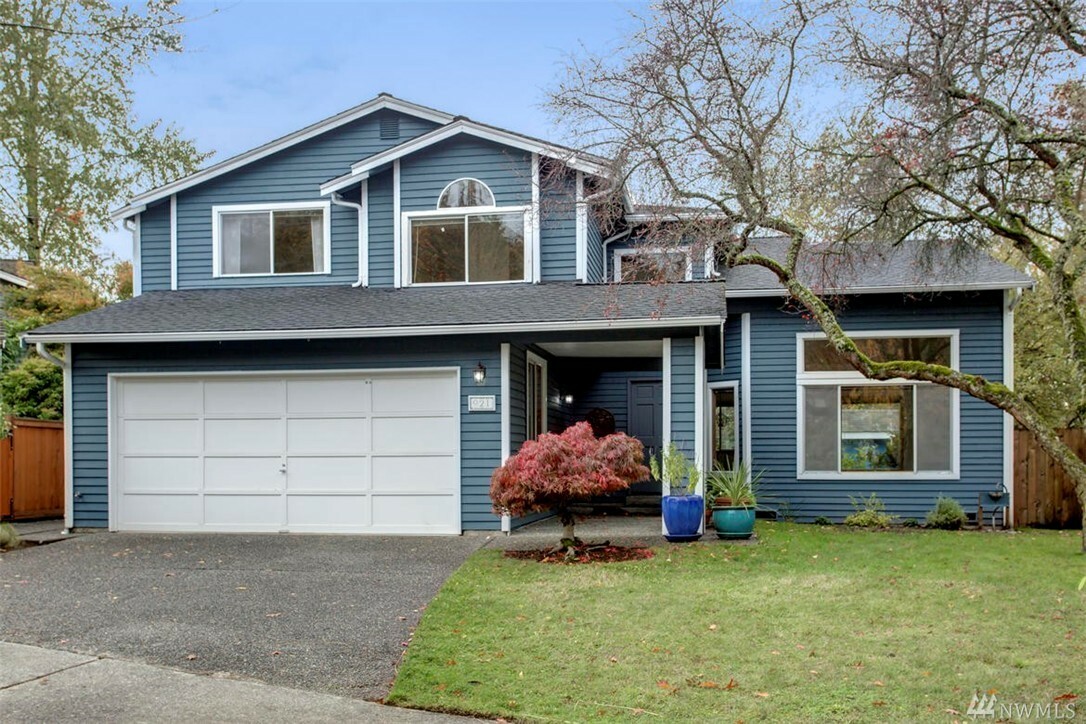 Property Photo:  921 6th Place S  WA 98033 