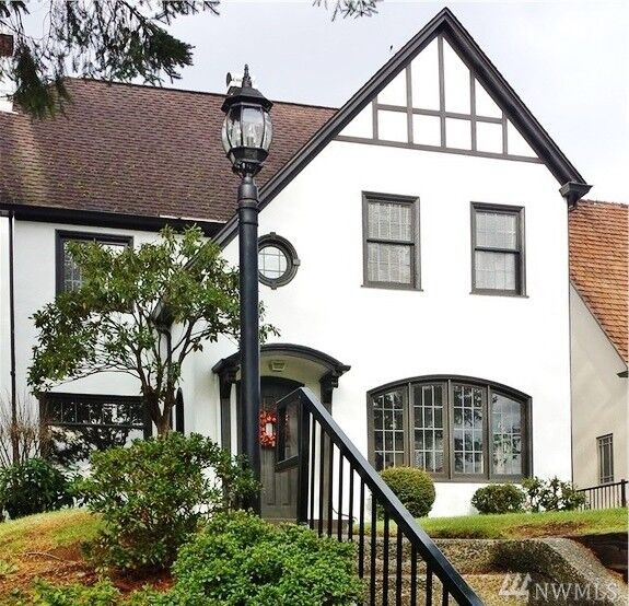 Property Photo:  316 W 9th  WA 98520 