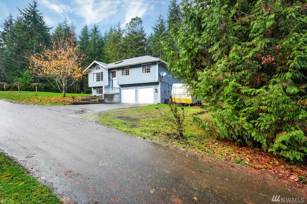 Property Photo:  6370 SE North St  WA 98367 