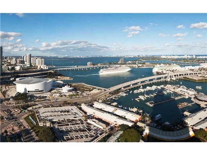 Property Photo:  244 Biscayne Bl 2508  FL 33132 