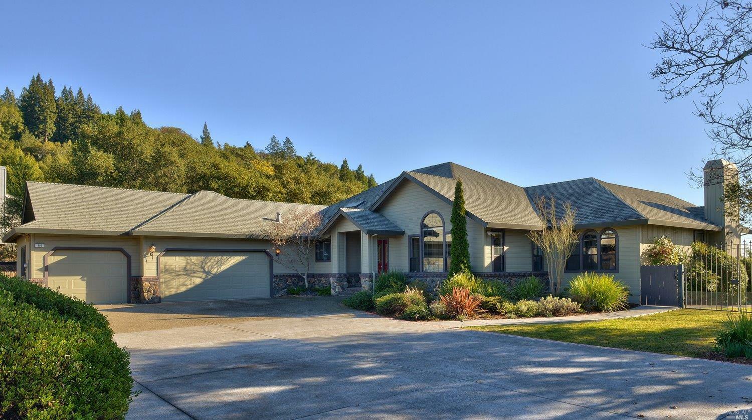 Property Photo: 990 Sunset Drive CA 95448