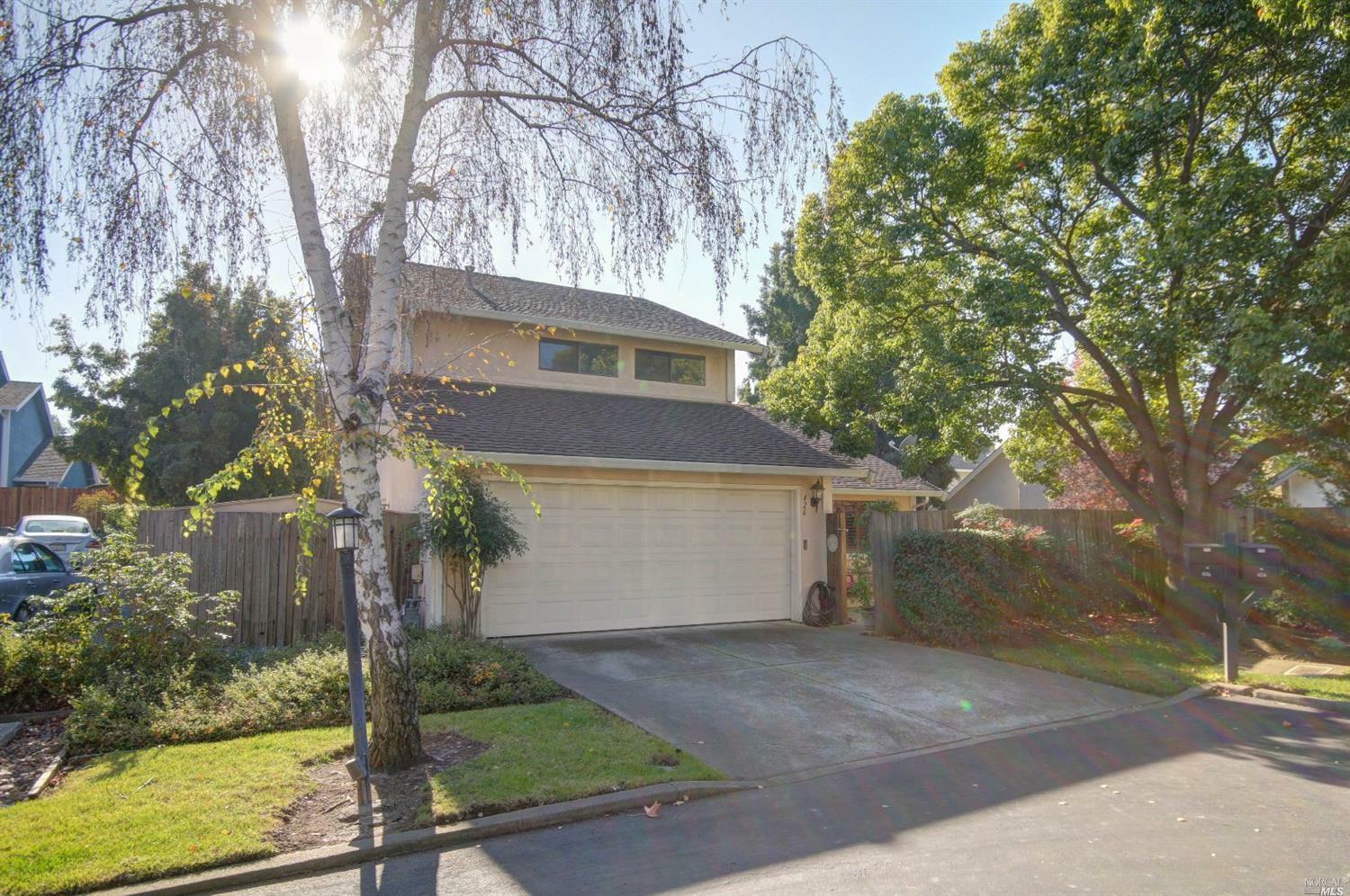 Property Photo:  426 Lilac Court  CA 94510 