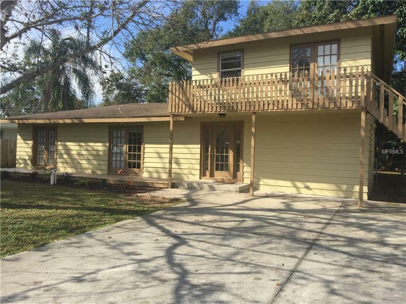 Property Photo: 1515 Francis Avenue FL 34232