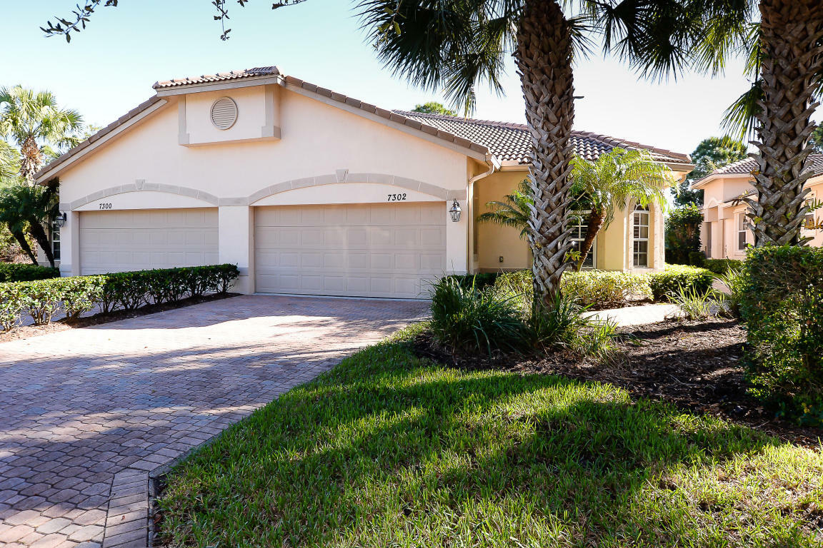 Property Photo:  7302 Sea Pines Court  FL 34986 