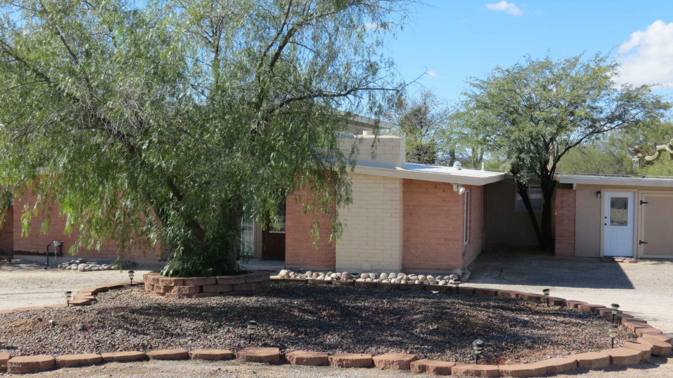 Property Photo:  6601 N Mona Lisa Road  AZ 85741 