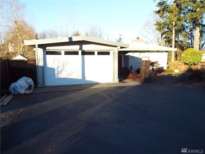 Property Photo: 20815 120th Place SE WA 98031
