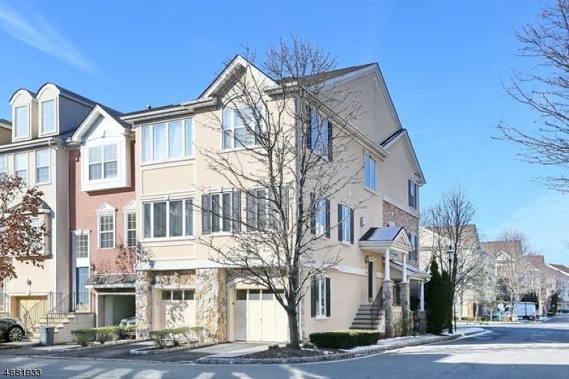 Property Photo:  34 Devonshire Dr  NJ 07013 