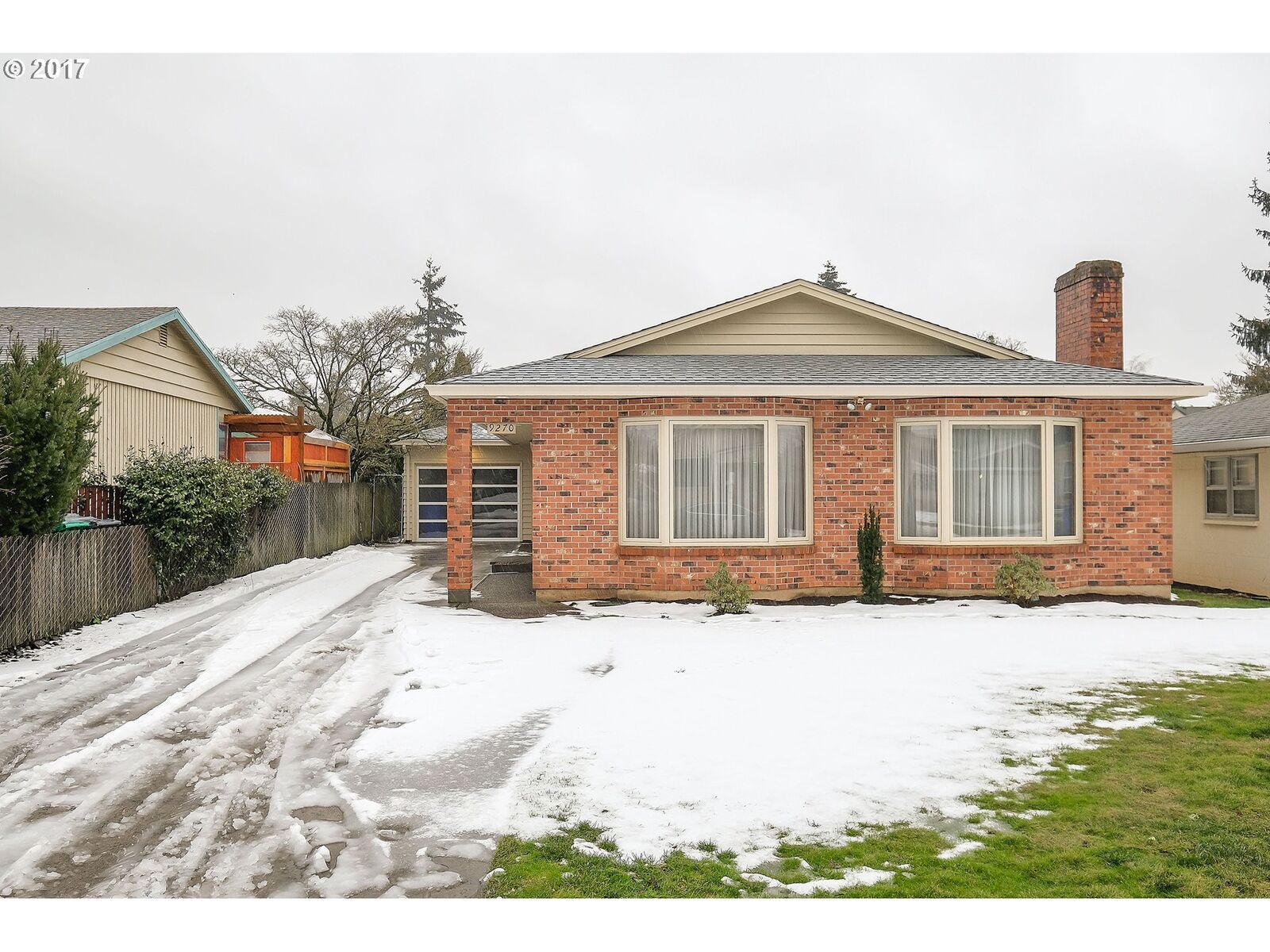 Property Photo: 9270 SE Harrison St OR 97216