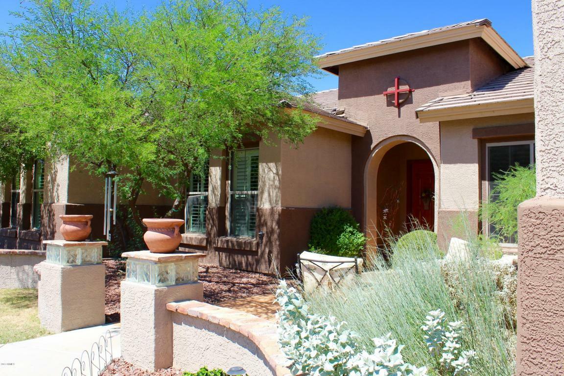 Property Photo:  2212 W Twain Drive  AZ 85086 