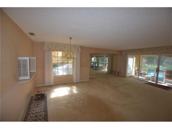 Property Photo:  4001 Oakley Greene 20  FL 34235 