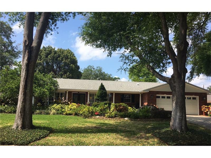 Property Photo: 2480 Deloraine Trail FL 32751