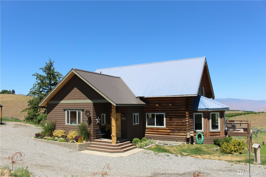 Property Photo: 468 Cherry Lane WA 98801