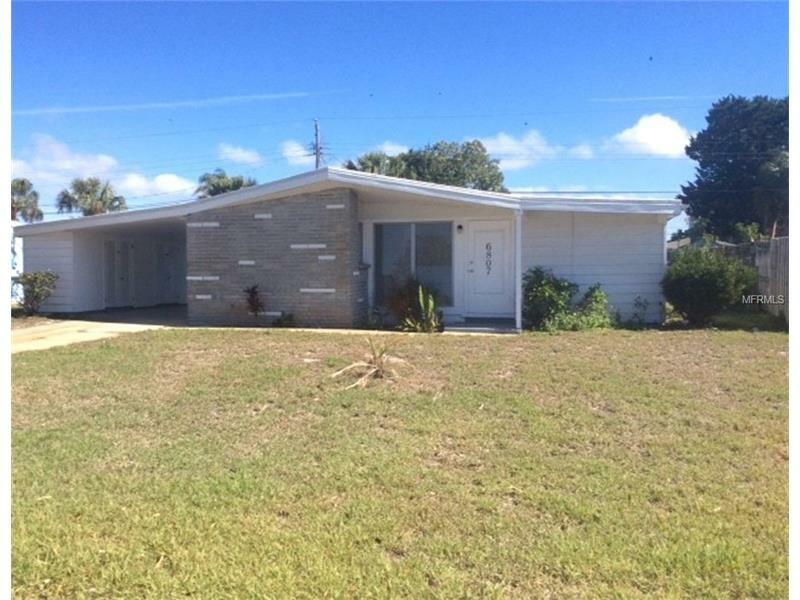 Property Photo:  6807 Washington Place  FL 34207 