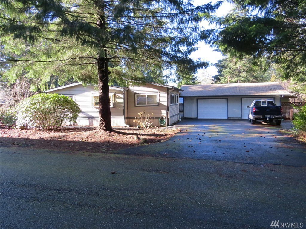 Property Photo:  260 SE Clematis Avenue  WA 98584 