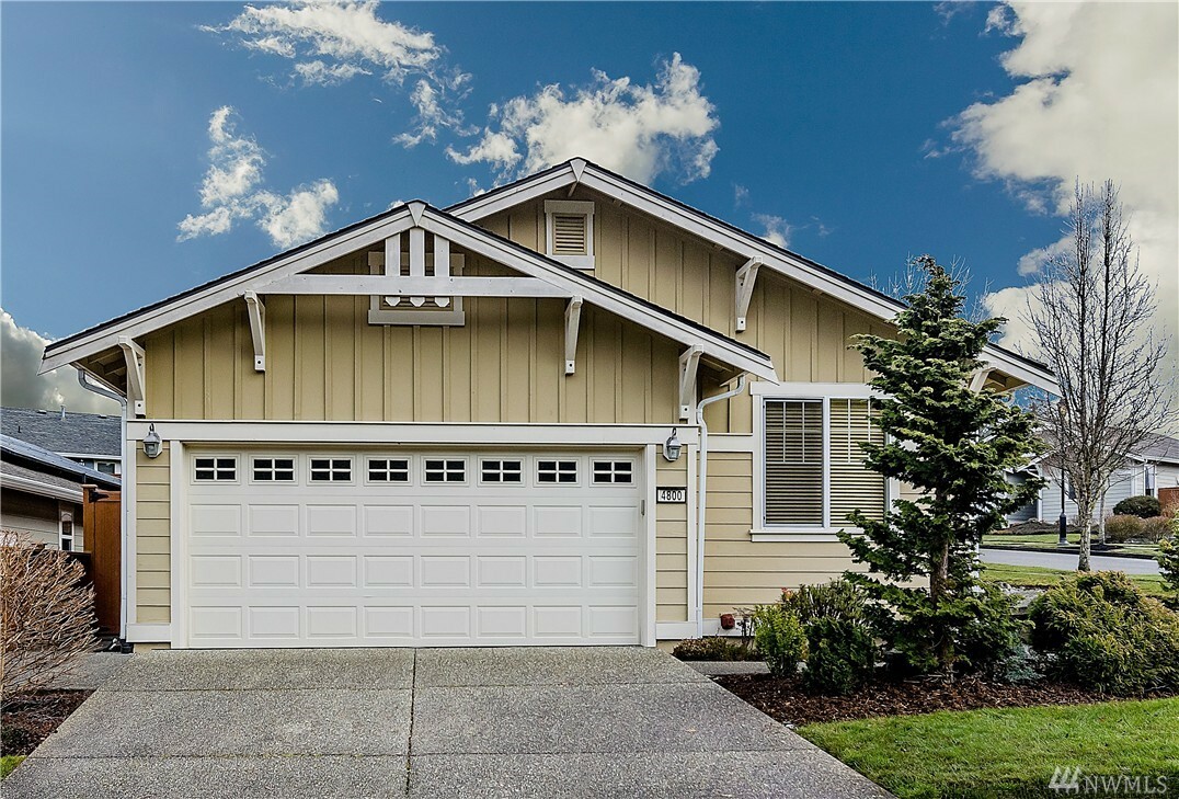Property Photo:  4800 Bend Dr NE  WA 98516 