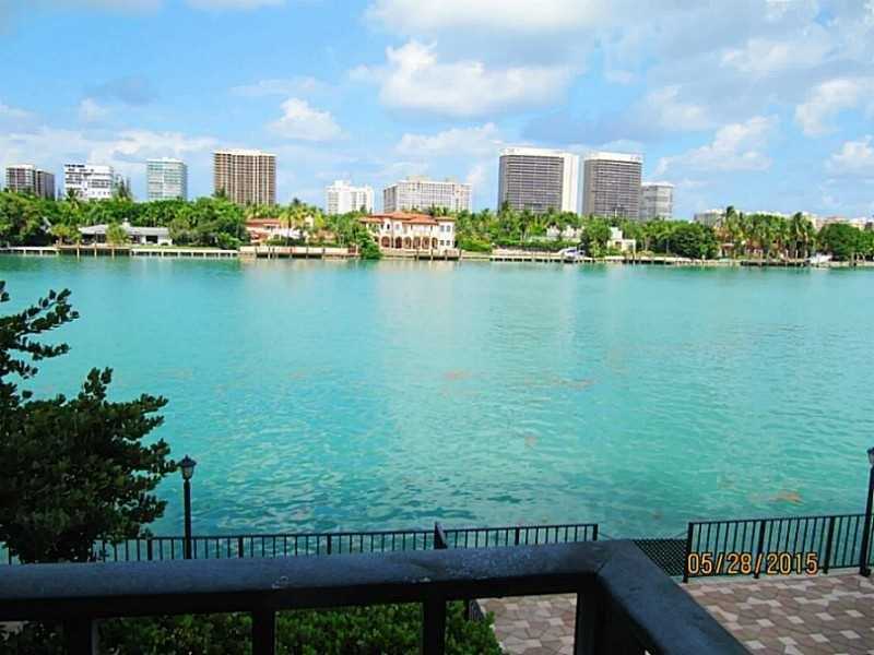 Property Photo:  10101 E Bay Harbor Dr 209  FL 33154 