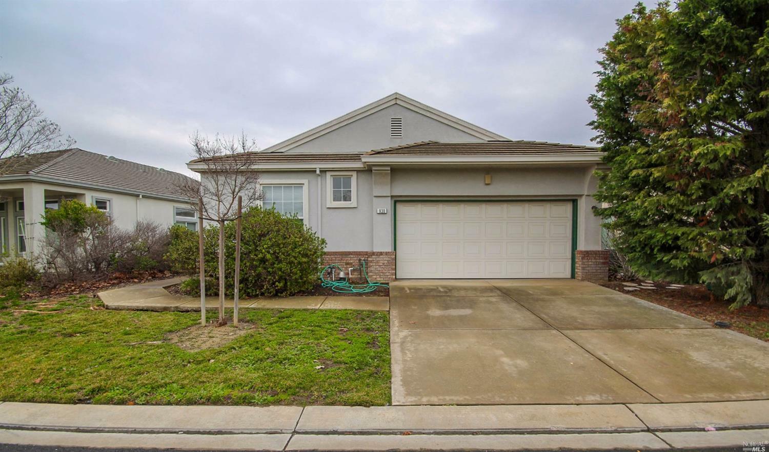 Property Photo: 930 Saint Andrews Drive CA 94571