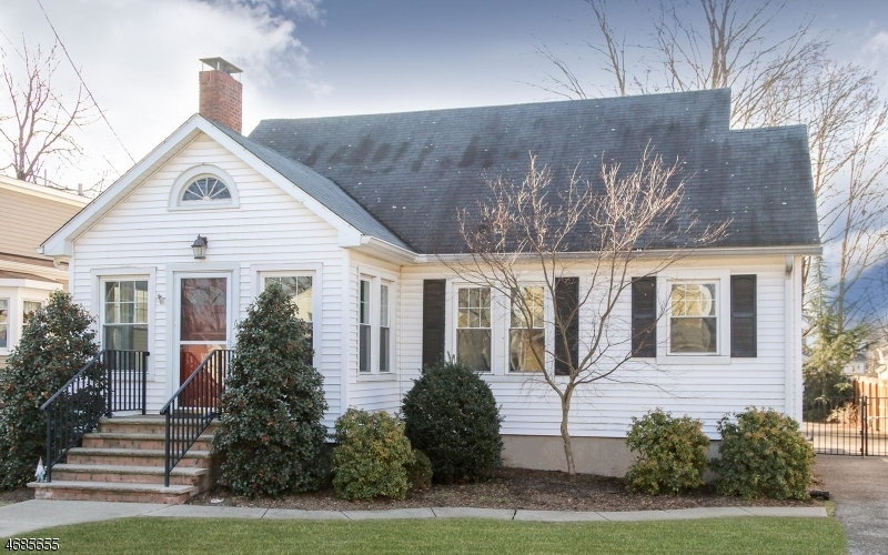 Property Photo: 6 Maple Ave NJ 07950