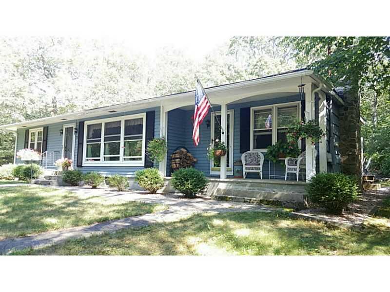 Property Photo:  13 Pigeon Hill Cove Road  RI 02808 