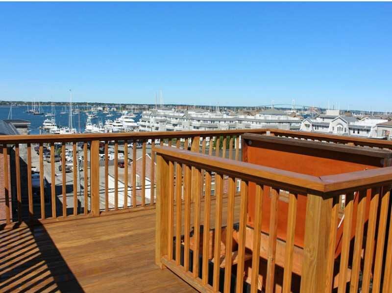 Property Photo:  448 Thames Street 3  RI 02840 
