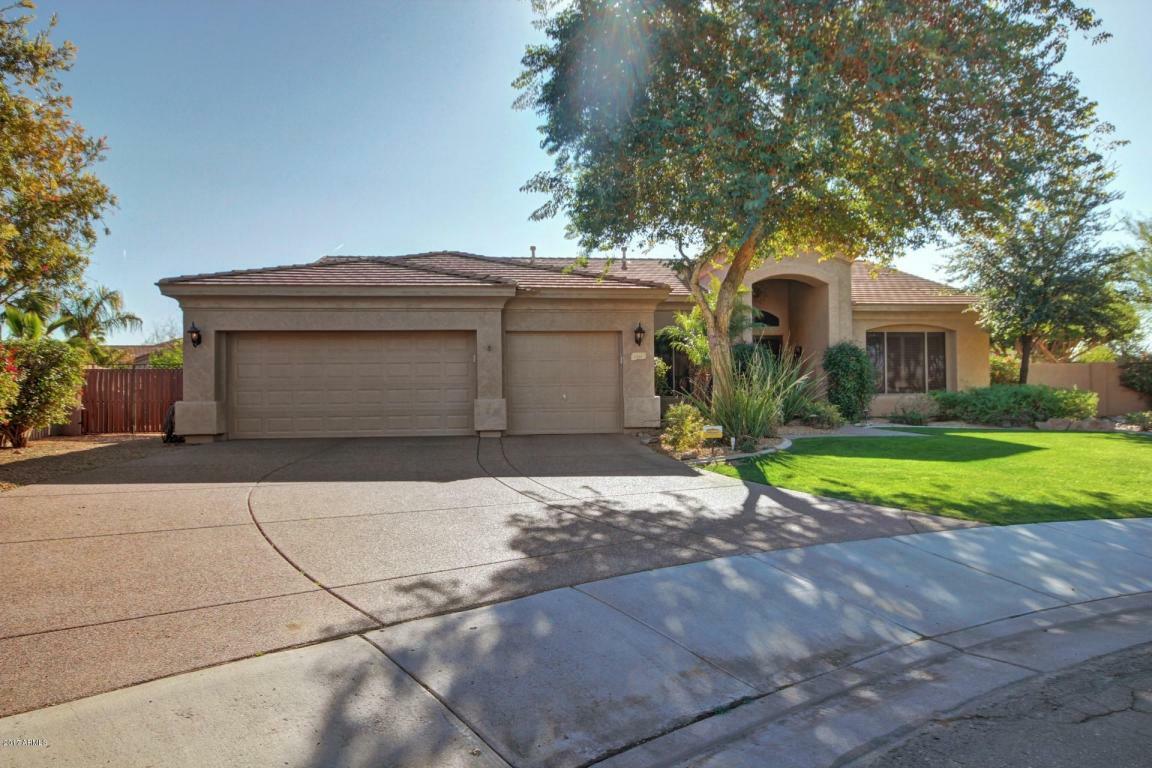 Property Photo:  1705 N 133rd Drive  AZ 85395 