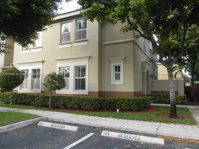 Property Photo: 15663 SW 41 178 FL 33027