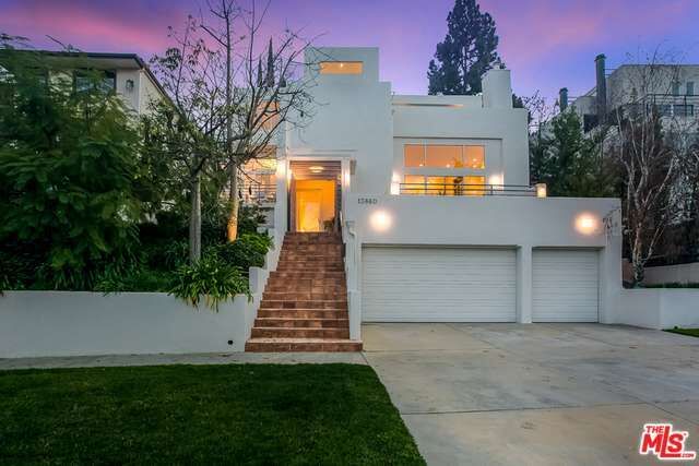 Property Photo:  13860 Valley Vista  CA 91423 