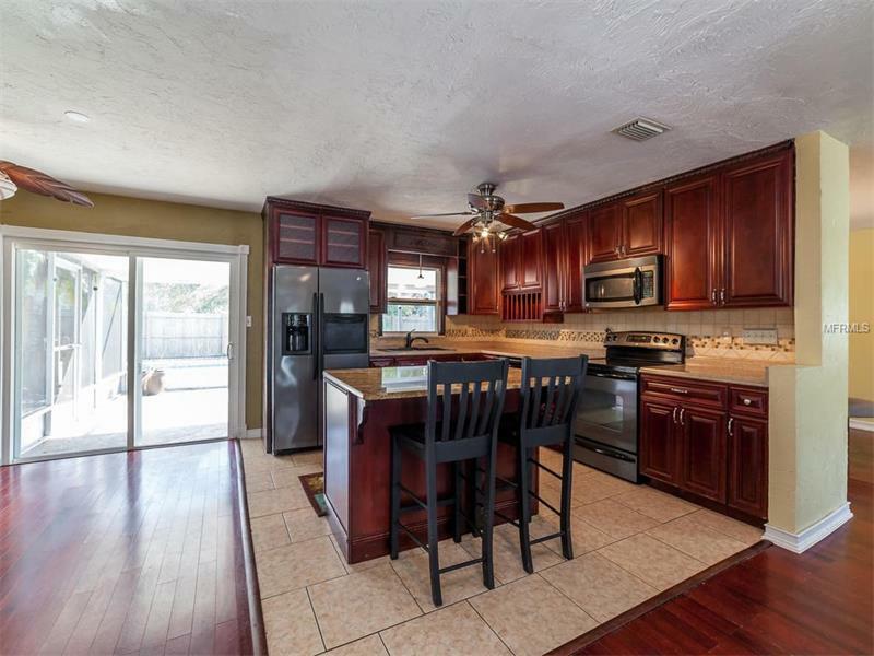 Property Photo:  5320 Hayden Boulevard  FL 34232 