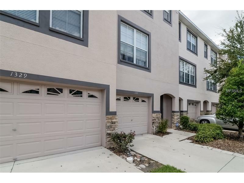 Property Photo: 1327 Salem Orchard Lane FL 33511