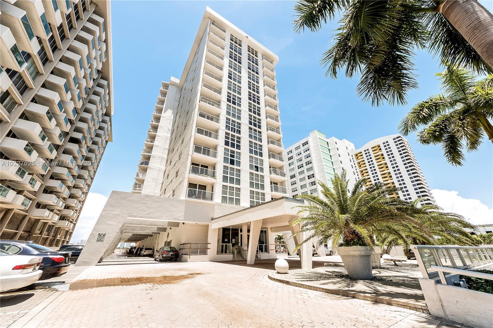 Property Photo:  1228 West Ave 1213  FL 33139 