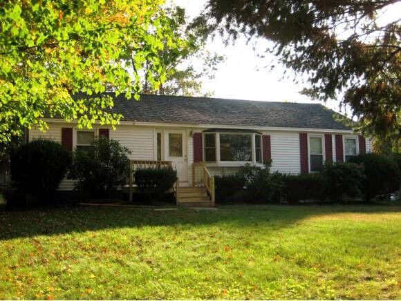 Property Photo:  2 Dawn Drive  NH 03275 