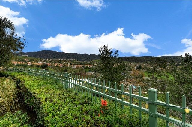 Property Photo:  30 Lakeridge  CA 92679 