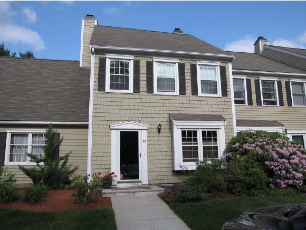 Property Photo:  90 Stillwater Drive 90  NH 03062 