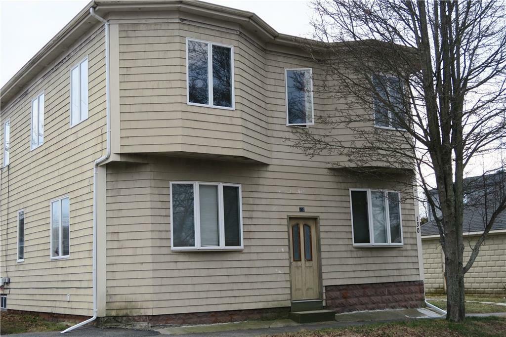Property Photo: 130 Mt Hope Av, Unit#2nd Floor RI 02809
