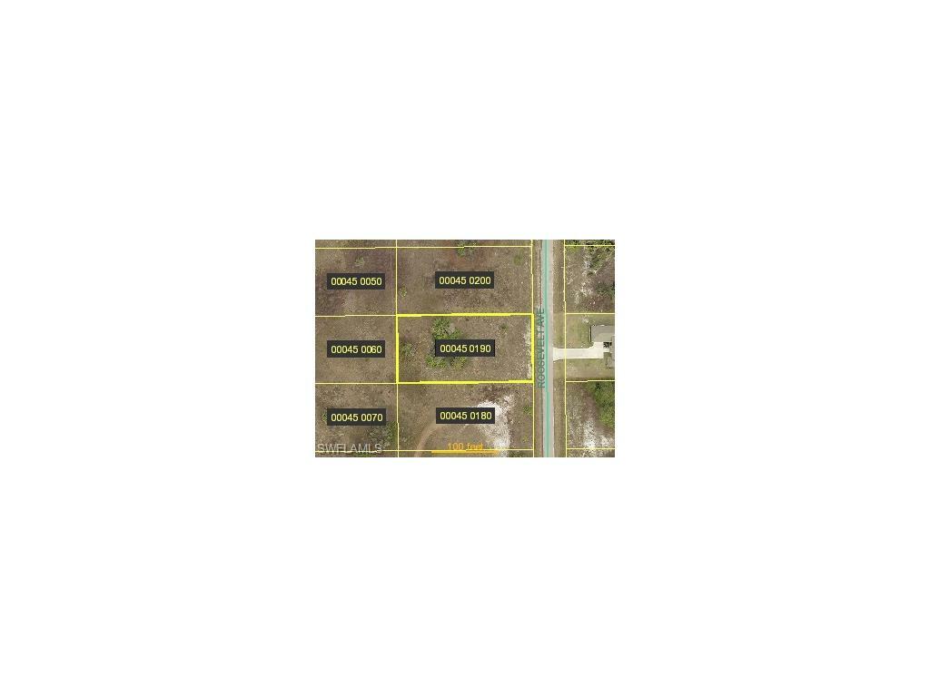 Property Photo: 1513 Roosevelt Avenue FL 33972