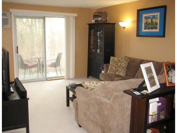 Property Photo:  2 Pembroke Drive Drive 10  NH 03038 