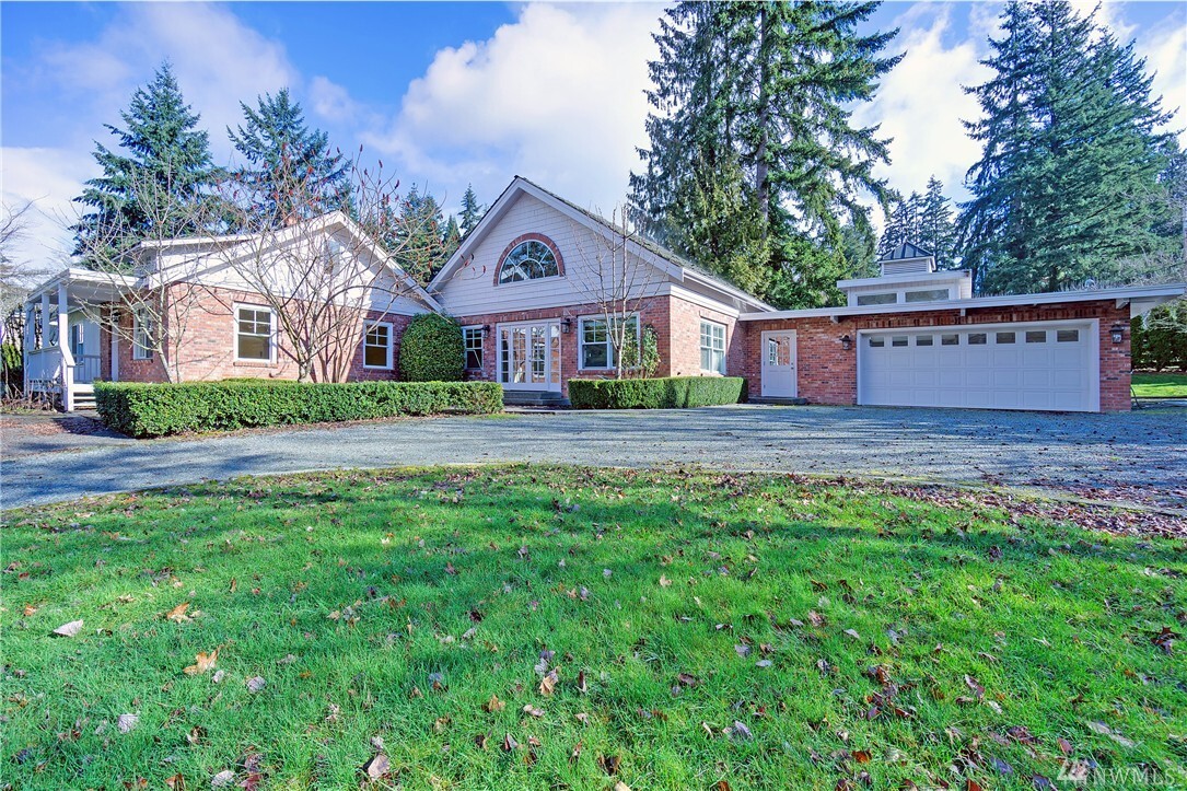 Property Photo: 2108 92nd Ave NE WA 98004