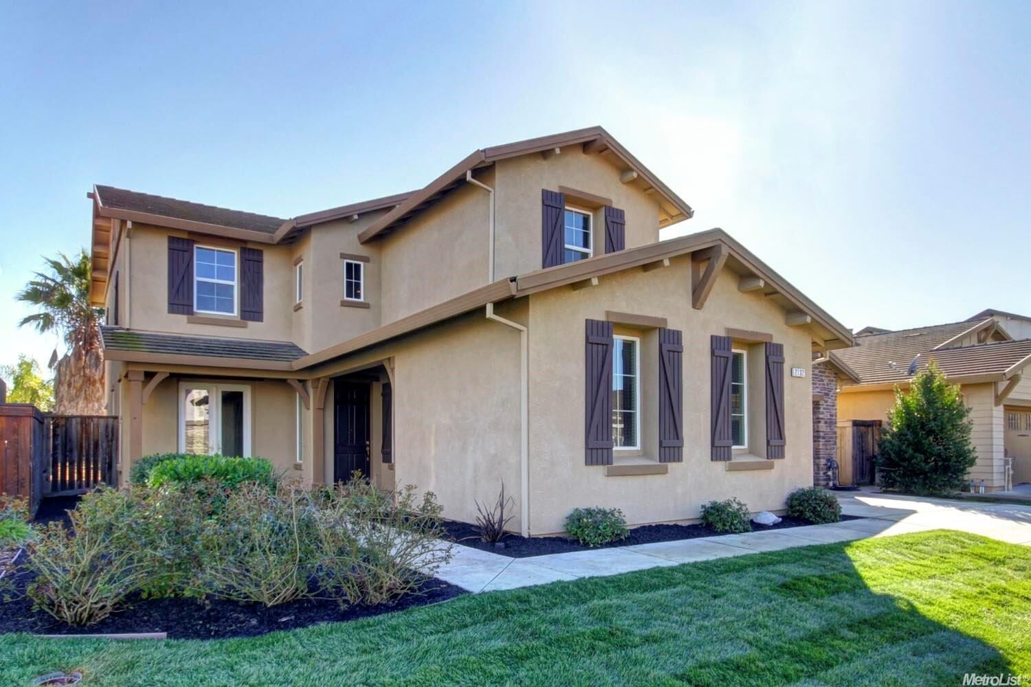 Property Photo:  2132 Pistachio Way  CA 95747 