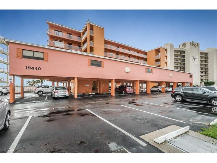 Property Photo:  19440 Gulf Boulevard 102  FL 33785 
