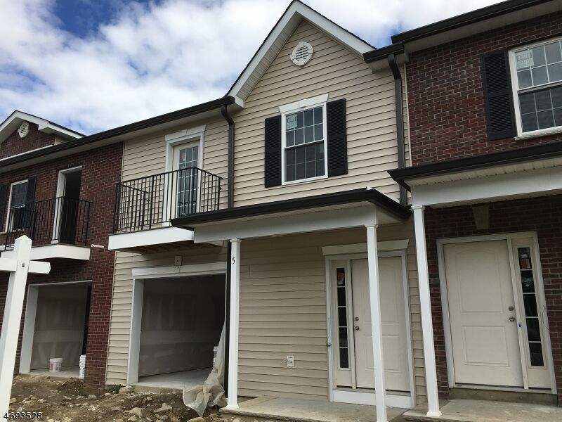 Property Photo:  5 Giancarlo Ln  NJ 07860 