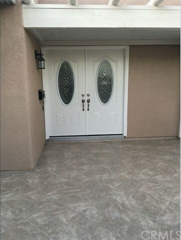 Property Photo: 2003 Via Mariposav#D CA 92637