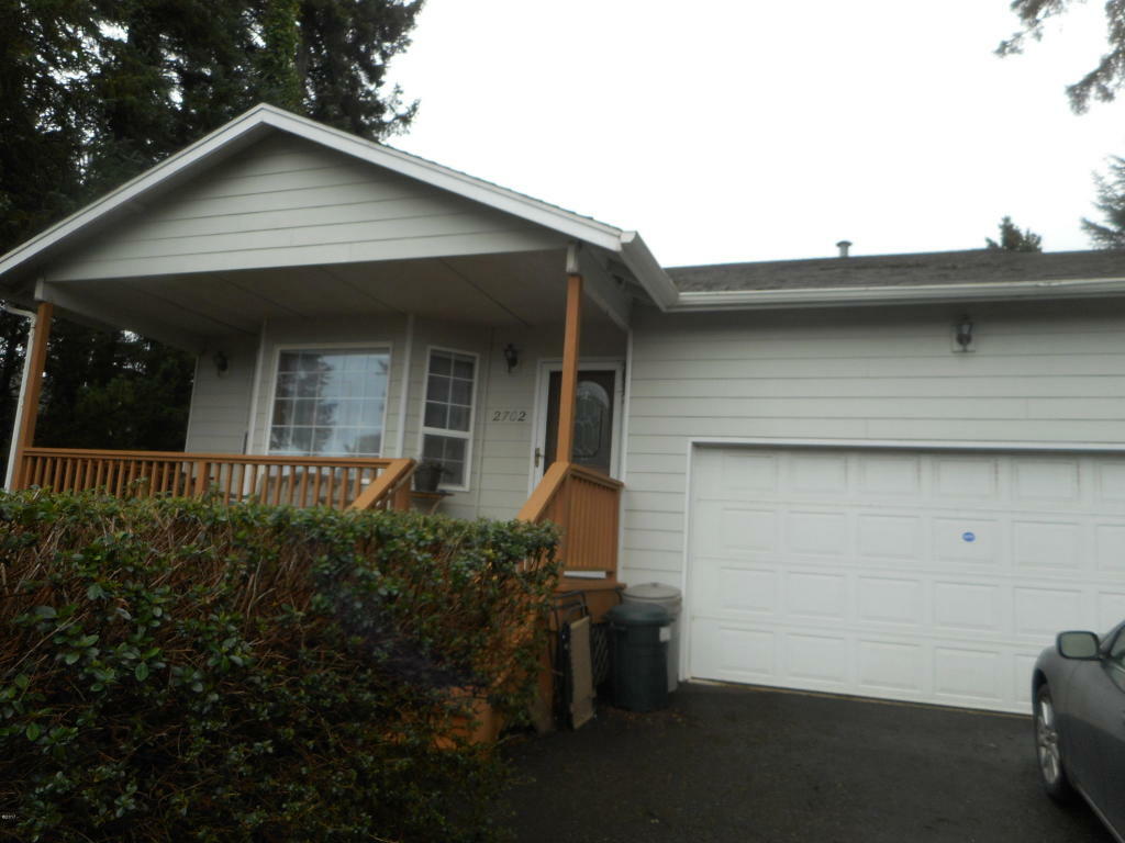 Property Photo:  2702 NW Mast Avenue  OR 97367 