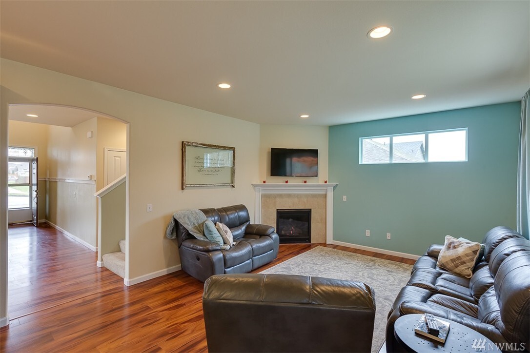 Property Photo:  7125 289th Place NW  WA 98292 