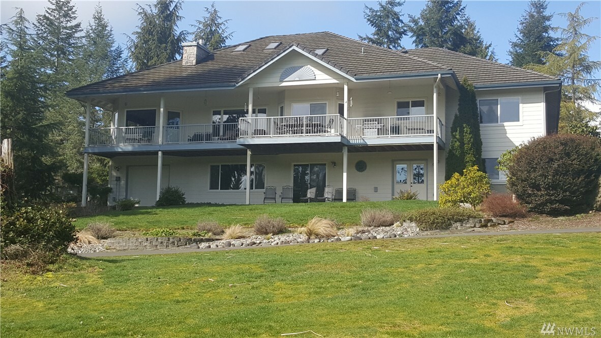 Property Photo:  790 E Old Ranch Rd  WA 98534 