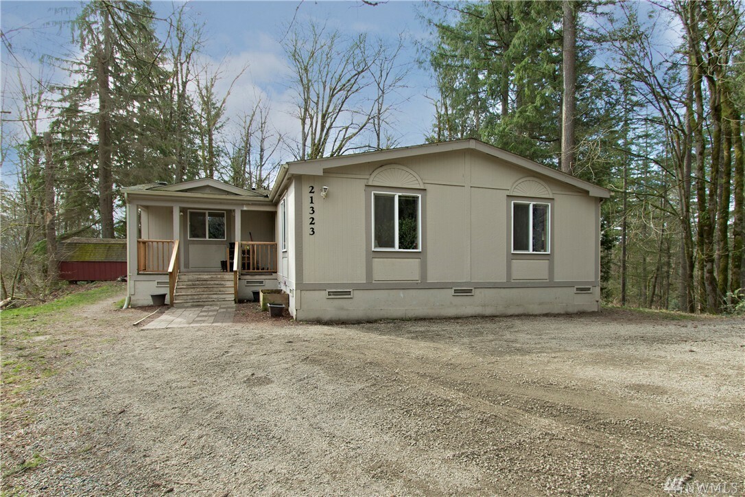 Property Photo:  21323 SE 232 St  WA 98038 