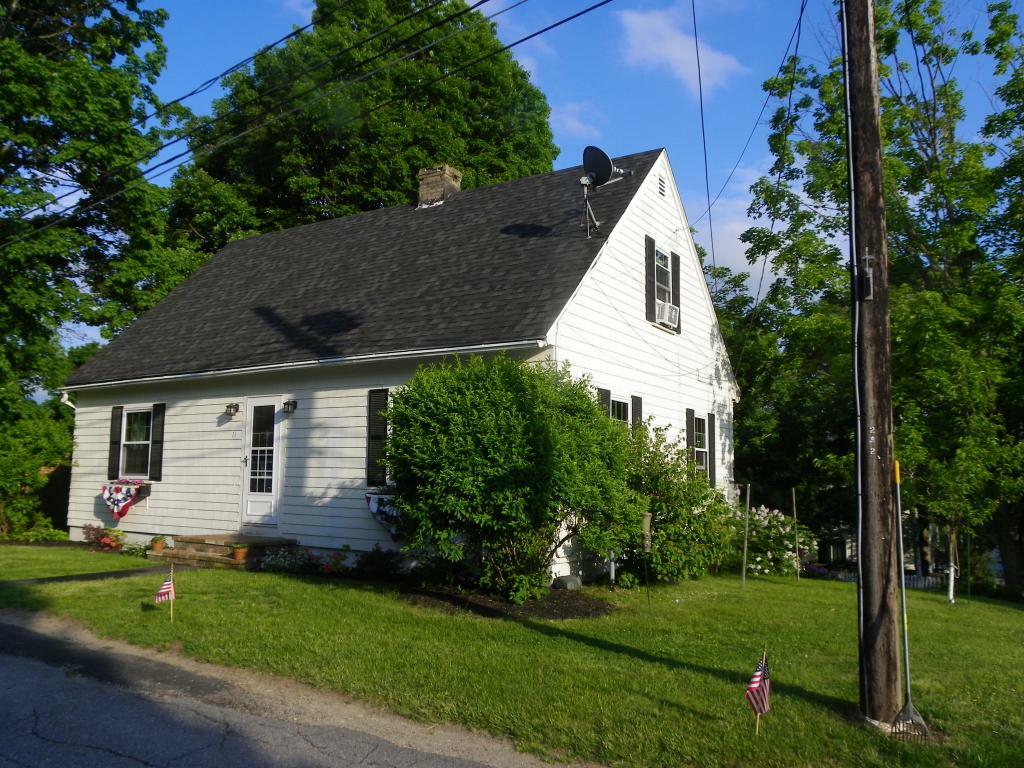 Property Photo:  11 Dunster  NH 03048 