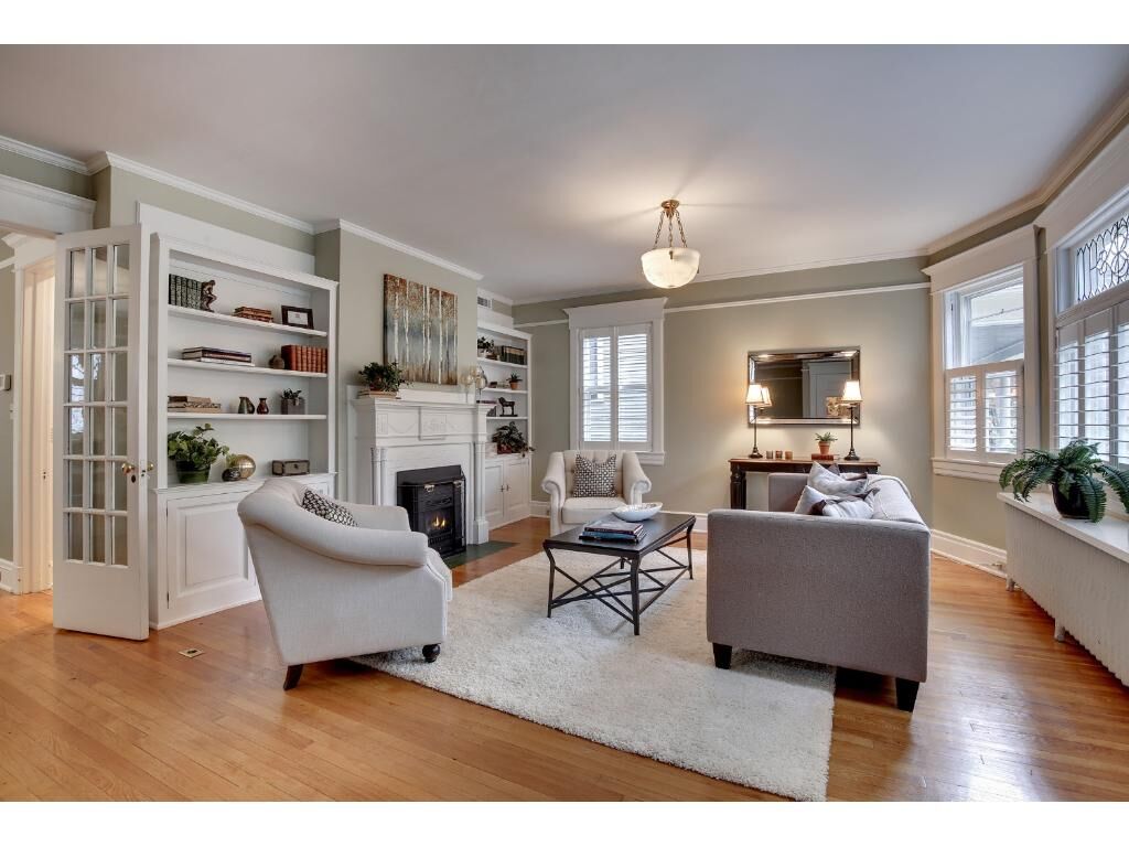 Property Photo:  762 Osceola Avenue  MN 55105 