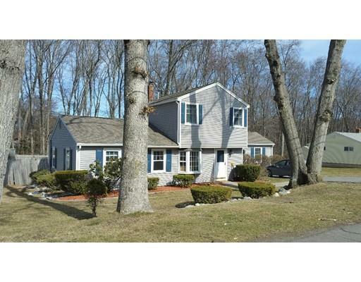 Property Photo: 8 Ledgewood Dr MA 01803